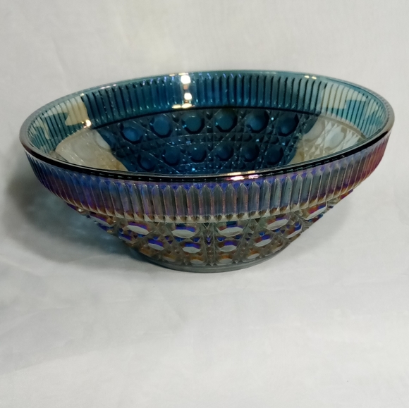 Iridescent "Windsor Blue Carnival" Glass Large Serving Decorative Bowl - Picture 4 of 11